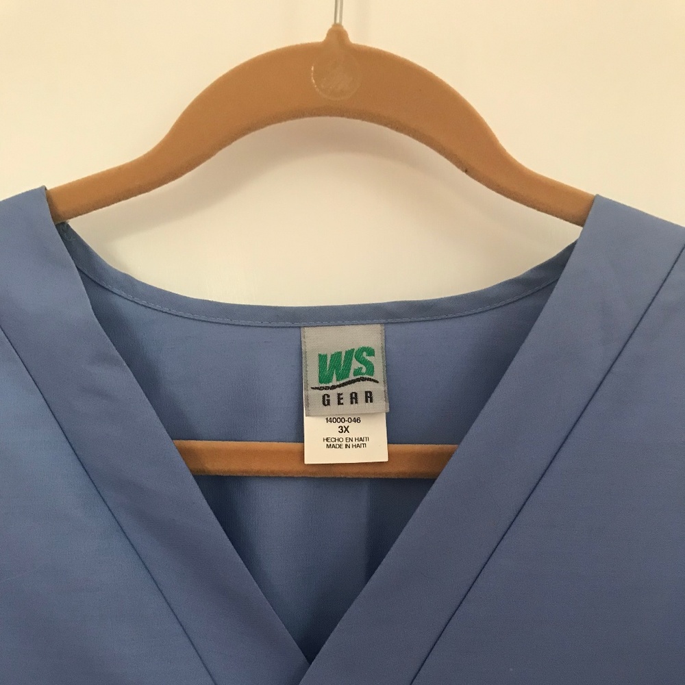 NWOT 3X Blue Unisex Scrub Top